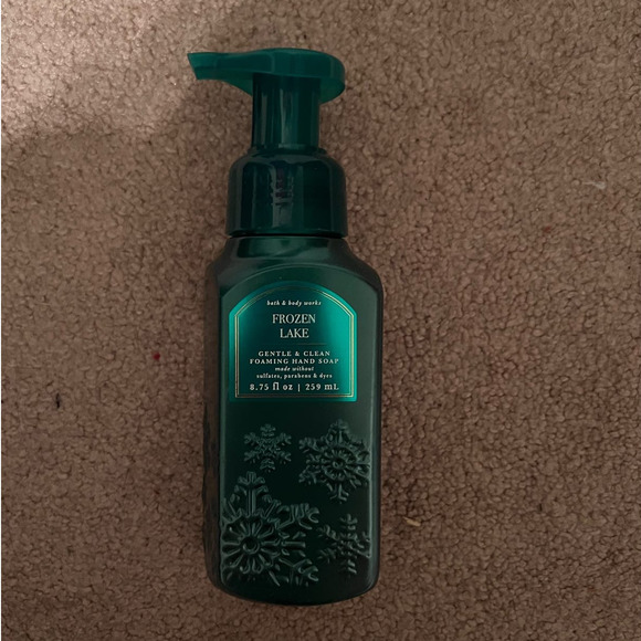 New Bath & Body Works Frozen Lake Hand Soap Set of 3 - Picture 2 of 3